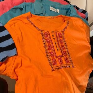 Bundle (4) Knit Tops (size PXL & M)